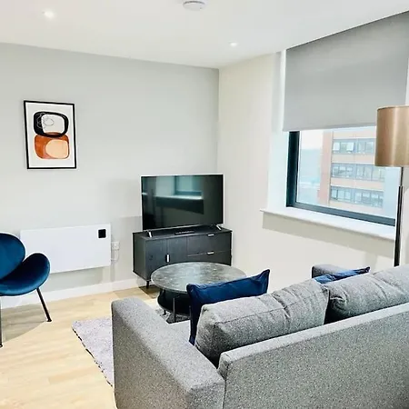 Modern One Bedroom Apartment Near Old Trafford Stadium Manchester Exterior photo