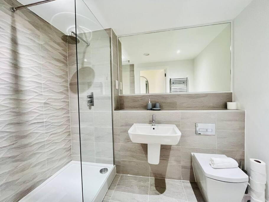 Apartment Modern One Bedroom Near Old Trafford Stadium Manchester