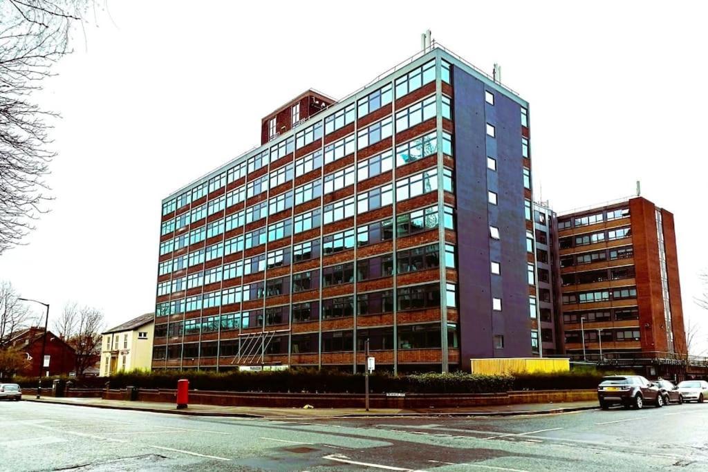 Modern One Bedroom Near Old Trafford Stadium Manchester
